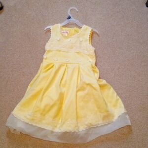 Girls yellow sun dress